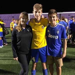 Meet your Posher, Caroline